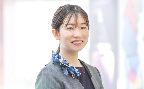 Ayano Suzuki